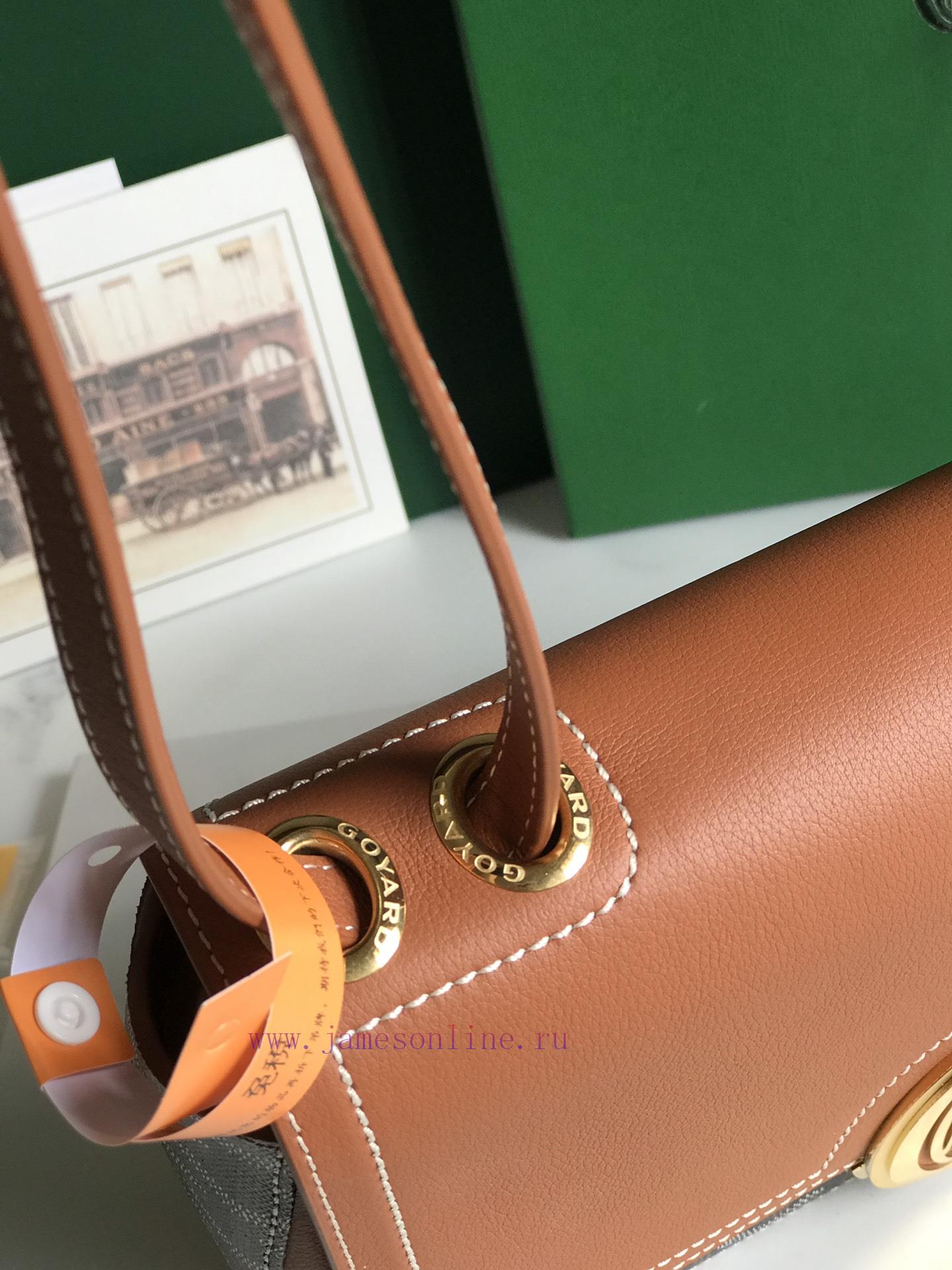 GOYARD 233 LLL not only retains the iconic elements of the classic version, such as the eye- o0akb7vp - Image 7