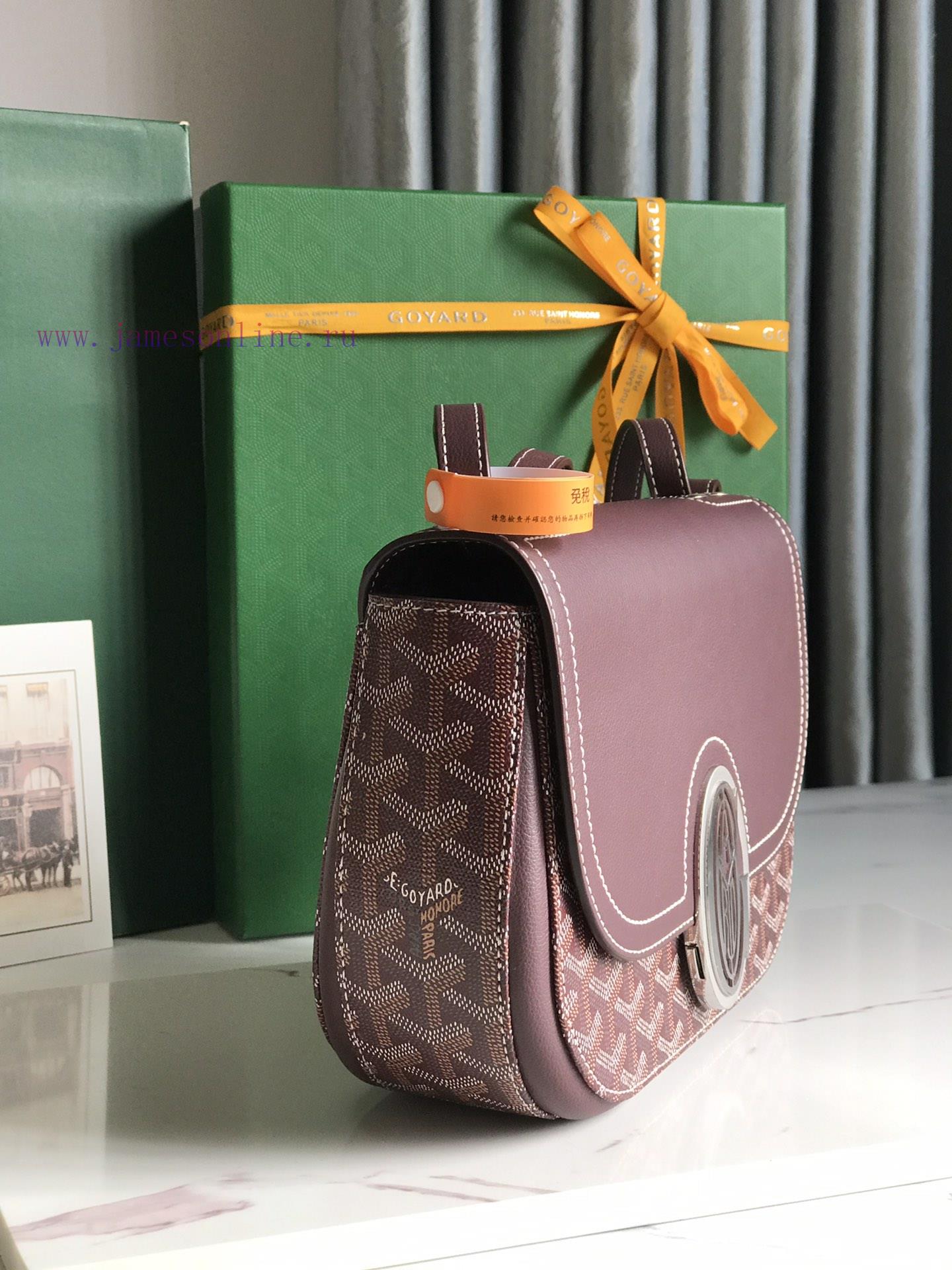 GOYARD 233 LLL not only retains the iconic elements of the classic version, such as the eye- d2vts4s9 - Image 3