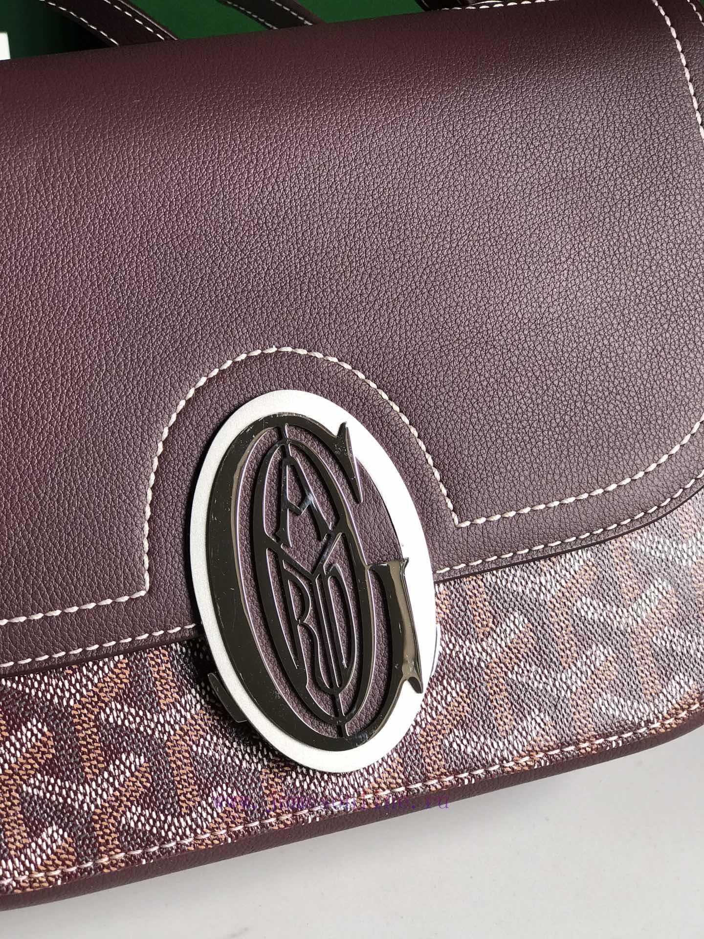 GOYARD 233 LLL not only retains the iconic elements of the classic version, such as the eye- d2vts4s9 - Image 5