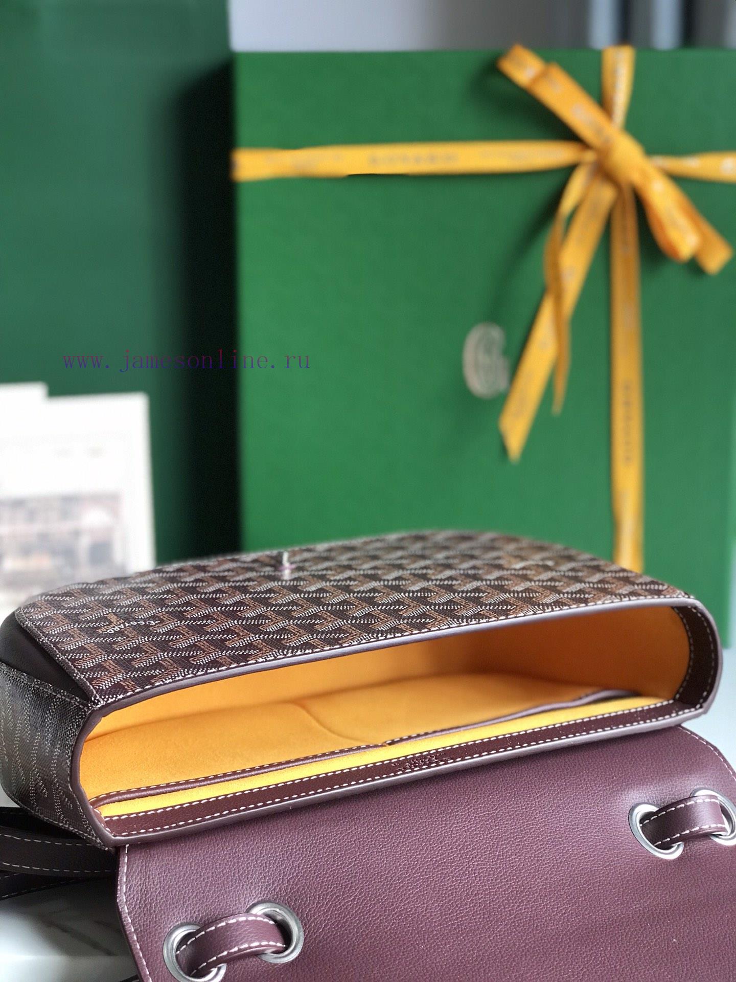 GOYARD 233 LLL not only retains the iconic elements of the classic version, such as the eye- d2vts4s9 - Image 10