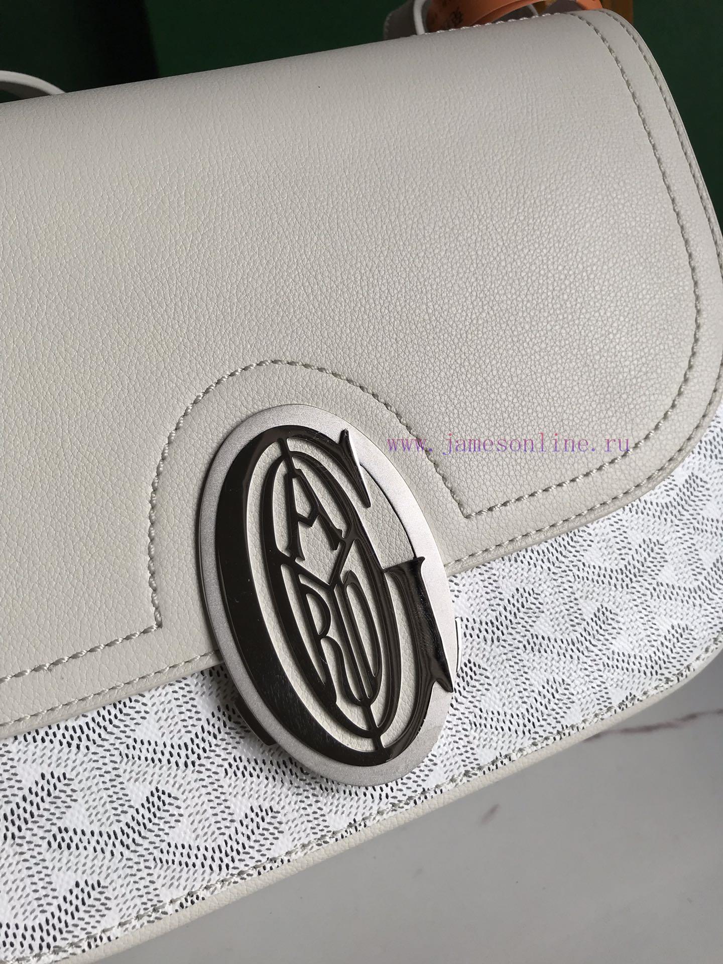 GOYARD 233 LLL not only retains the iconic elements of the classic version, such as the eye- zq67uqwj - Image 6