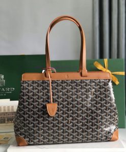 Goyard tote Commuter SeriesThe Bellechasse Biaude convertible bag has a spacious interior th 894yjhrb