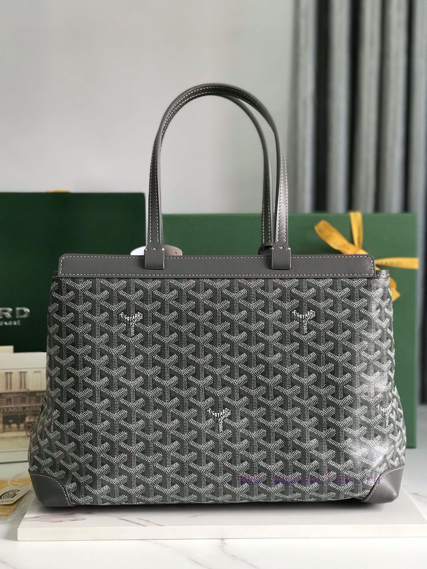 Goyard tote Commuter SeriesThe Bellechasse Biaude convertible bag has a spacious interior th 796be4o6 - Image 7