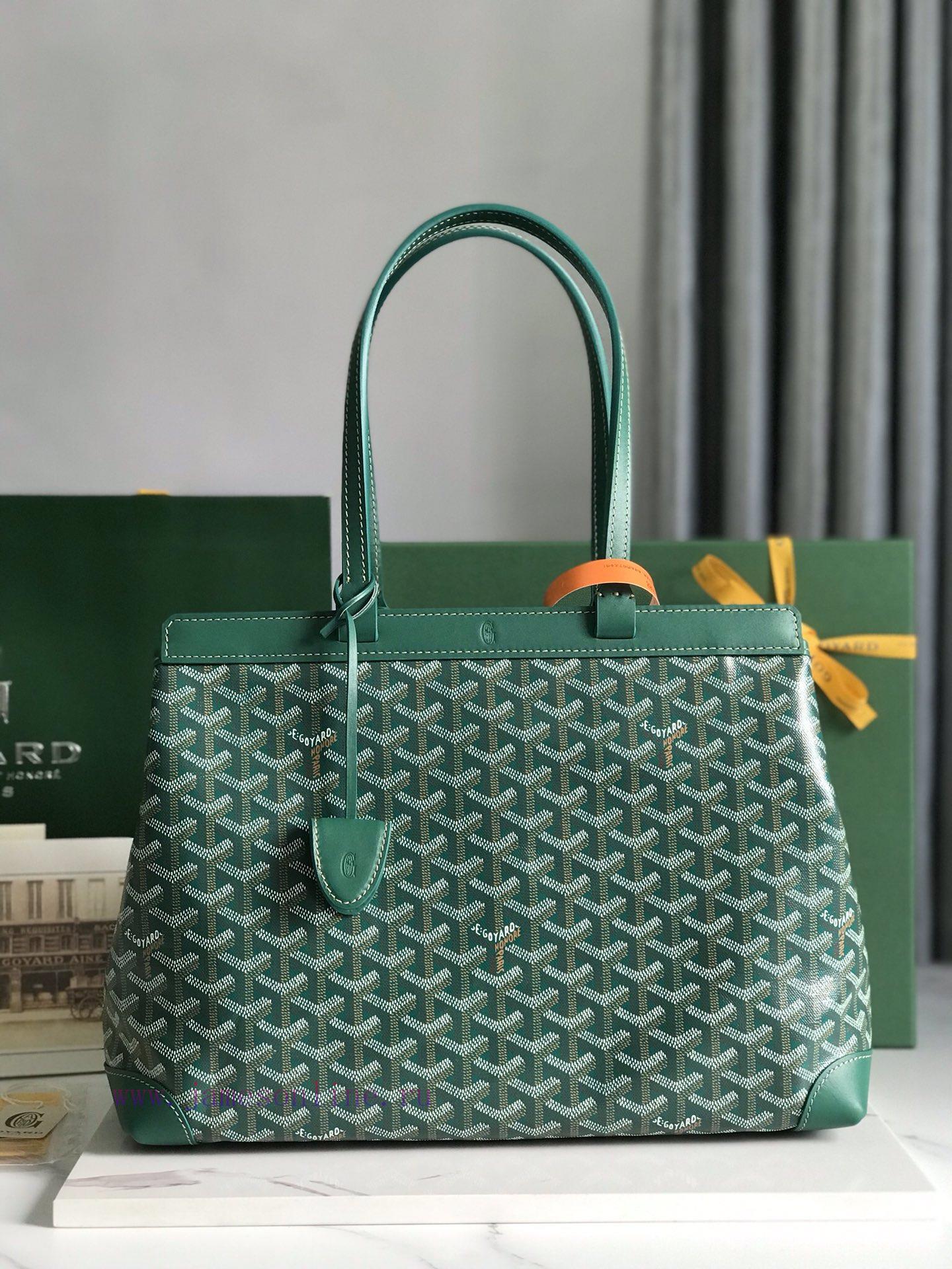 Goyard tote Commuter SeriesThe Bellechasse Biaude convertible bag has a spacious interior th bd2g9nhg