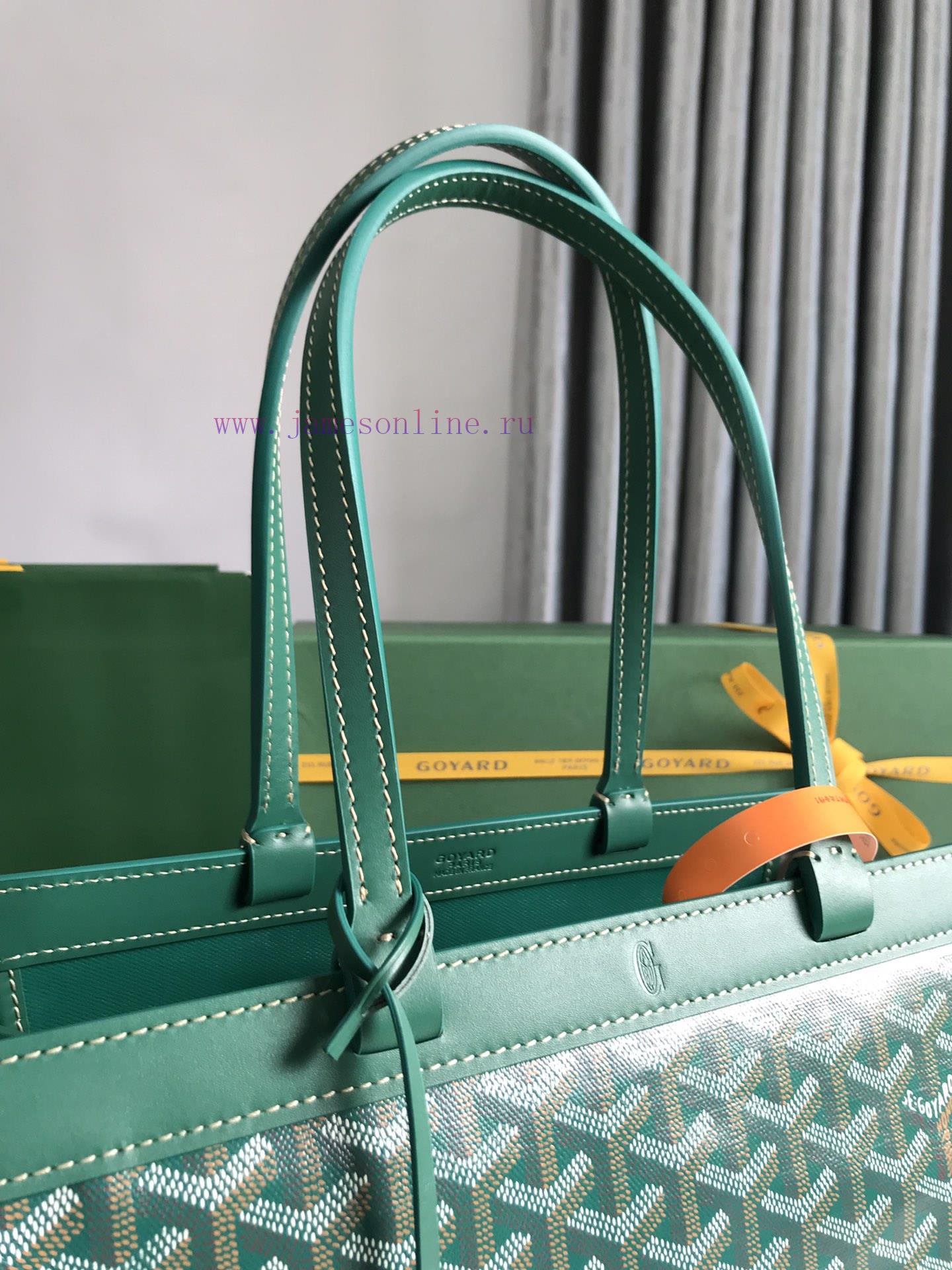 Goyard tote Commuter SeriesThe Bellechasse Biaude convertible bag has a spacious interior th bd2g9nhg - Image 7