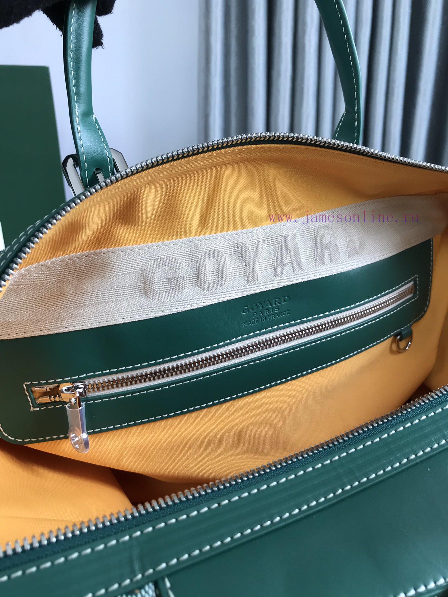 The Boeing travel bag is 45 centimeters long and is perfect for weekend short trips in the c qjzx2e8j - Image 10