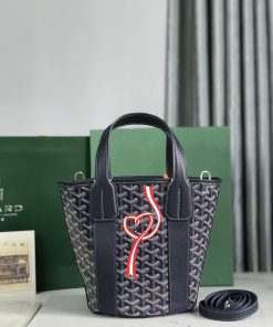 BELHARRA small bag is the perfect companion for vacationing under the sun. Its iconic bucket c8bfka3i