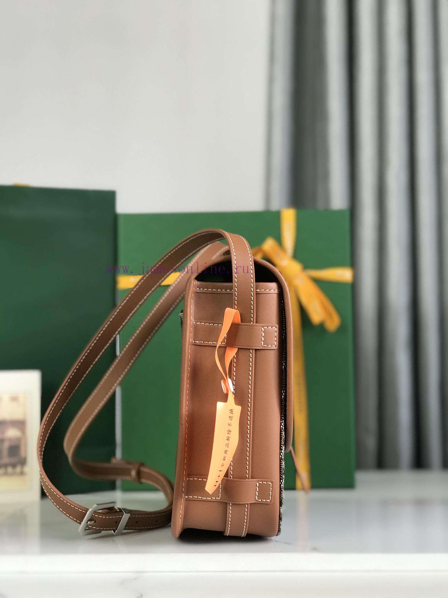 Goyard's newly launched Goyard Belv é d è reThe classic quality of the Belv é d è re bag is ki1dm66c - Image 7