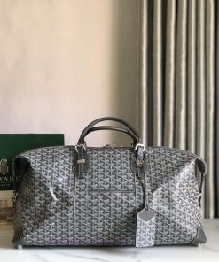 The Boeing travel bag is 55 centimeters long and is perfect for friends who carry multiple i 0g523ki9