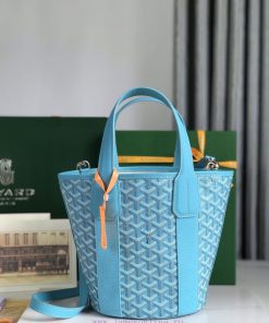 MaisonGoyard >The turquoise like blue color, like the atoll of the southern ocean, was capt n7at0xna