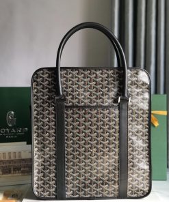 Upgraded gift box Bourgogne vertical briefcase reintroduces the classic works of the 1960s. f9lm8t9a