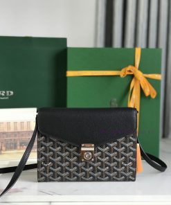 The design of CHYPRE crossbody bag combines the elements of a wallet and a handbag, which is e4tuotvk
