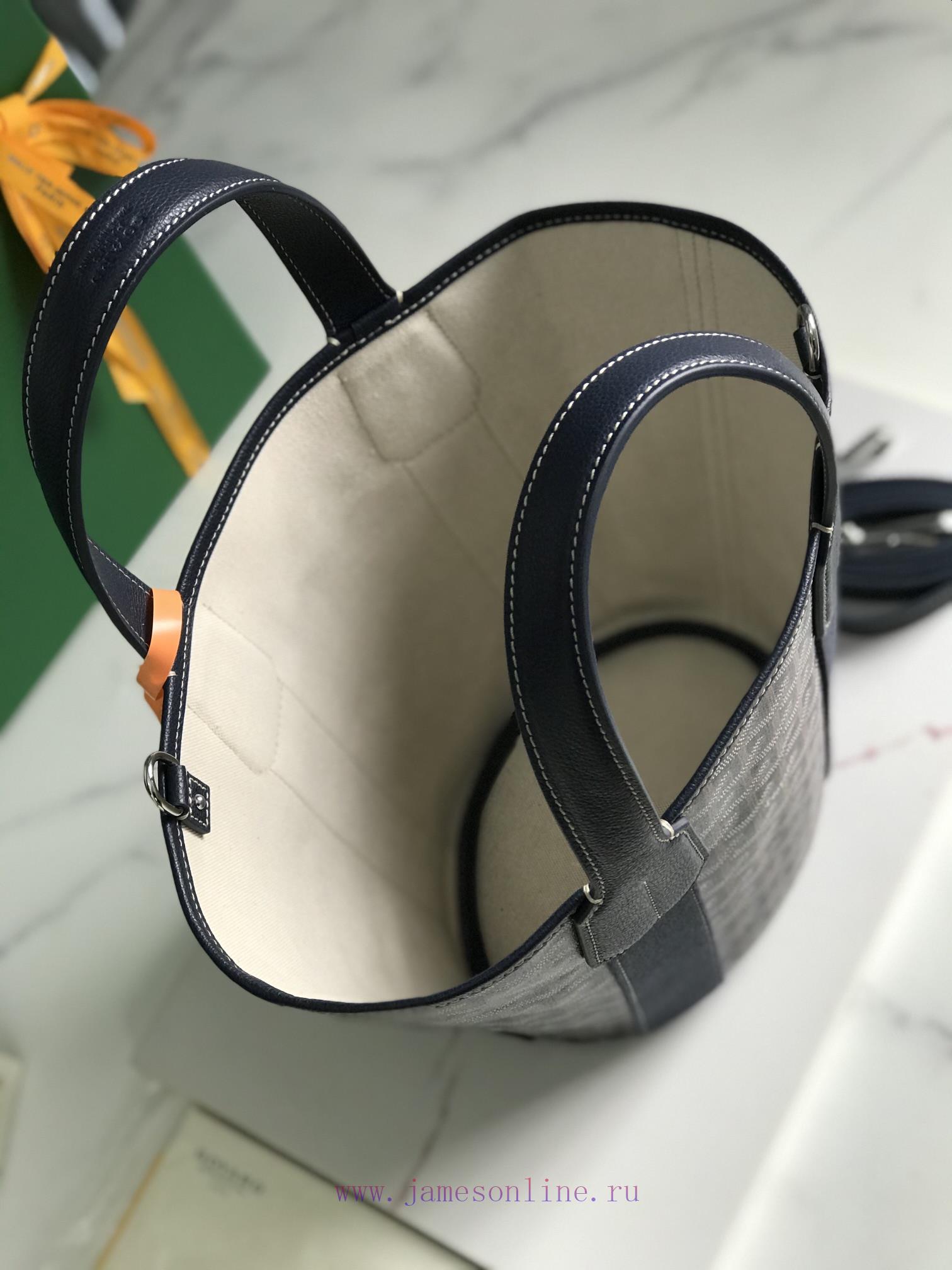 BELHARRA small bag is the perfect companion for vacationing under the sun. Its iconic bucket 4wihf3q4 - Image 4