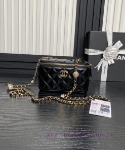 Chanel Bag  Chanel️ 🧩 The 24K pearl makeup bag A4285 is super luxurious, made of high-qualit h70vi3bx