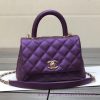 Chanel Bag Authentic handmade leather craftsmanship with consistent internal matching and fe yek02hgc