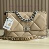 Chanel Bag Annual Baowang Mountain SheepskinMouth cap, foreskin, goat skinGold, silver, and 44w825ub
