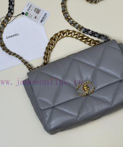 Chanel Bag Annual Baowang Mountain SheepskinMouth cap, foreskin, goat skinGold, silver, and yzz2y40v