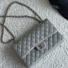 Chanel Bag 𝗖𝗛𝗔𝗡𝗘𝗟𝘾𝙁 Series Caviar Ball Pattern Quality with Sheepskin Inner𝙎𝙞𝙯𝙚 𝟮𝟱.𝟱𝗰𝗺Model l7yz9ouz