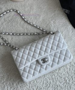 Chanel Bag 𝗖𝗛𝗔𝗡𝗘𝗟𝘾𝙁 series sheepskin quality with inner lambskinSize 𝟮𝟱 𝟱 𝗰𝗺Model 𝟭𝟭𝟭𝟭𝟮 r893lj52