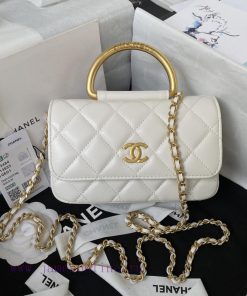 Chanel Bag Chanel 23B metal wristband flip phone caseBright sheepskin with a single color an e0z0jboo