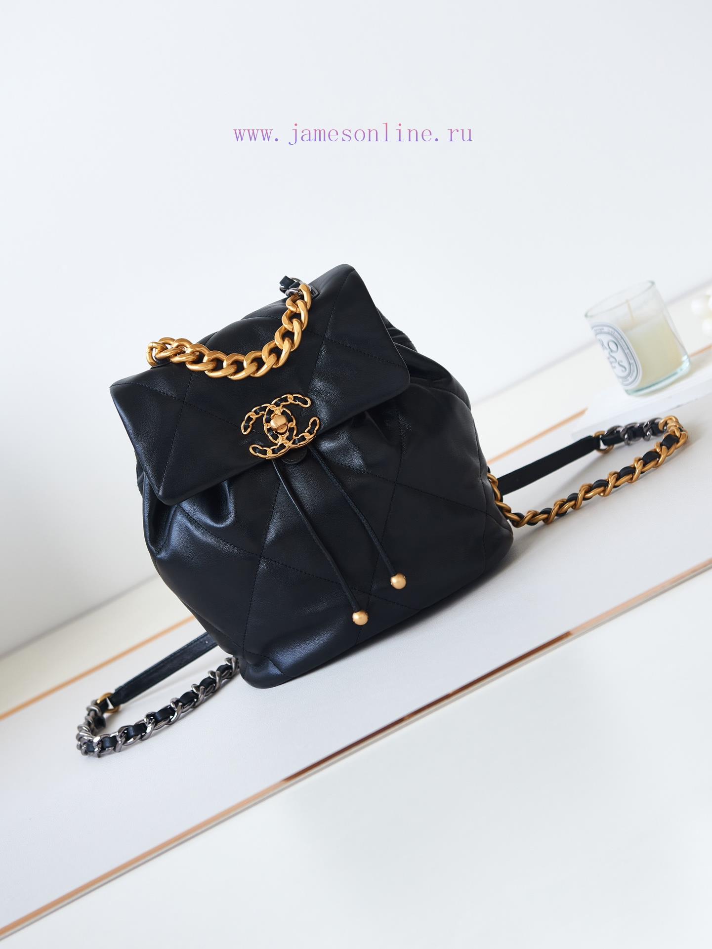 Chanel Bag 24C 19bag backpack is the first release on the entire network24C launches a class 69aomgw1