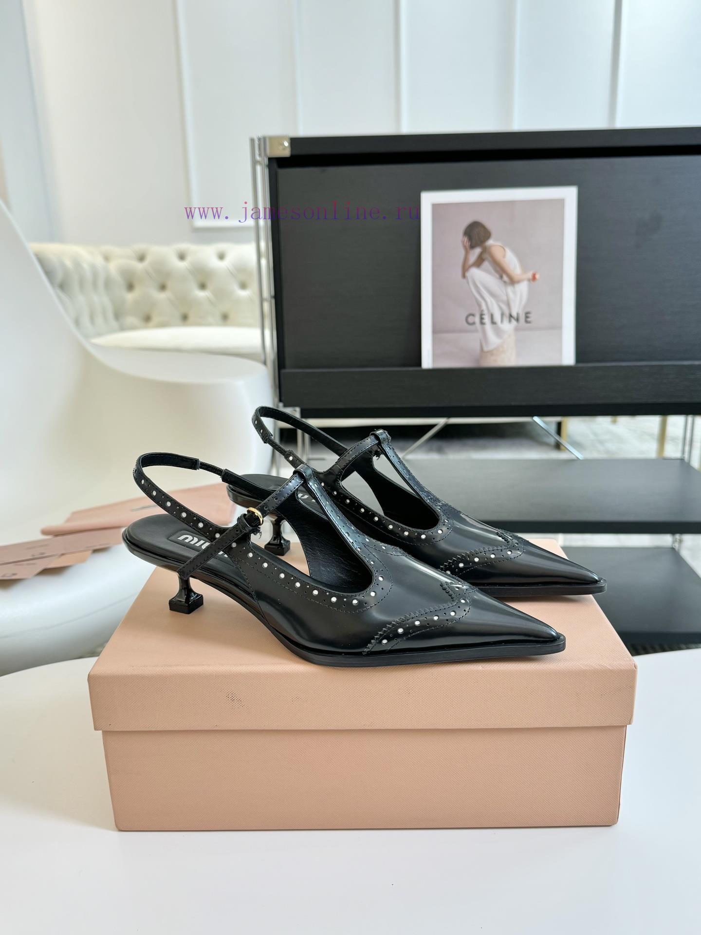 Miumiu 24 new shallow back empty sandalsComfortable and not monotonous, the material is softcx6qdrt5 - Image 5