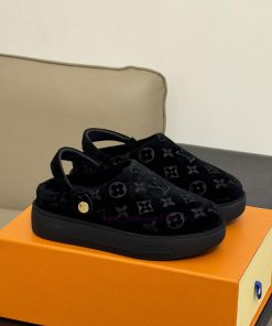 Top qualitylouisvuitt…on fw23 new arrival～L... v aspen water table slippersL Home 2023 Autumpi76ahz2