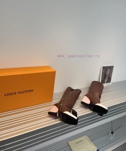The mostLV FW new long boots,Can be paired with business outfit, a must-have for dinner partgph30xrn