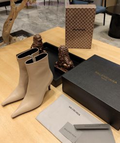Balenciaga 2023 Autumn/Winter Model Collection2023 official retro "cloth pattern BB printingys8nj73h