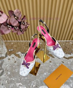 New LV Donkey Brand 2024 Early Spring New Top Original Developed Vintage Vintage Art Velvet h91ipyu9
