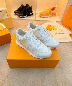 Louis Vuitton draws on the design essence of classic running shoes, 🧸🧸🧸 Create iconic Run Awud7ve3mq