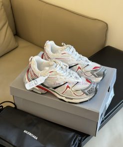 Top quality2024 new BALENCIAGA Runner-2.0 destructive windBalenciaga Runner showcases designxad0768d