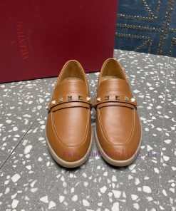 Valentino. The latest collection of Valentino features the most detailed and perfect classicdu8n6beh