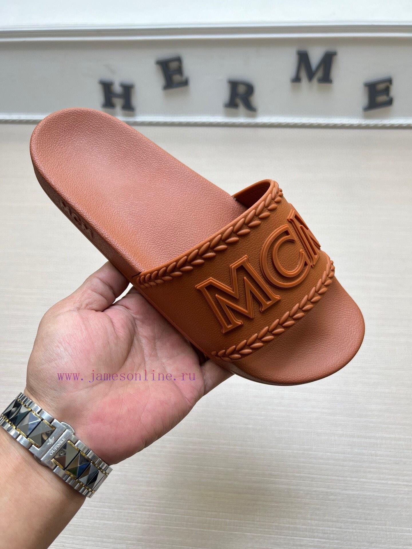 MCM's latest popular fashion slippers, with original 11 mold opening on the official websitekepgk5tj