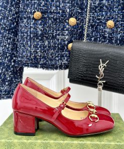 Gucci's timeless classic style with a horseneck buckle, fashionable Mary Jane single shoeOriogt0unuf