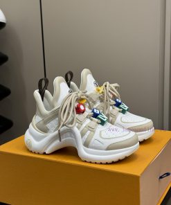 Top qualityAre these the new women's shoes from L... V It's so beautiful and cute, isn't itT1vvo1nmv