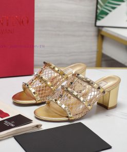 The mostValentino Paris Fashion Week 2024 Spring/Summer Show CollectionThe 2024 new Valentinbt8b6xge