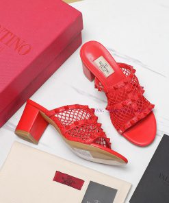 The mostValentino Paris Fashion Week 2024 Spring/Summer Show CollectionThe 2024 new Valentin2bu8qk8d