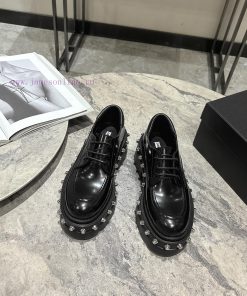 Alexander Wang's thick soled loafers, studded loafers, lace up Martin boots, and short boots13he8ol8