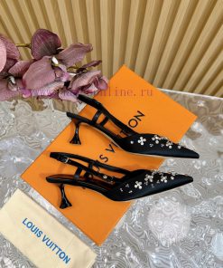 Top LV | Louis Vuitton2024 early spring new mid antique style sandals featuring rear empty sdiqml1ad