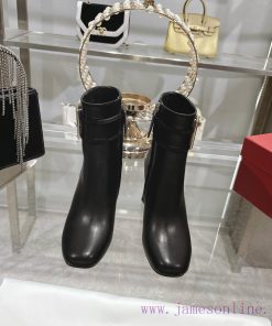 Purchasing 24 new high-heeled bare boots on our behalf is here! It's really here! The Rv clatim4vjma
