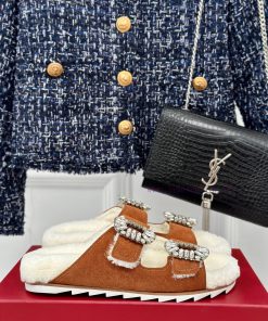 Top versionRoger Vivier | RV Double Diamond Button Hairy SlippersA pair of easy to wear slipd5ynrpfr