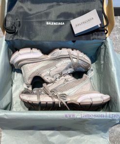 Top Balenciaga 3xl mesh distressed lace up low top dad shoes in light brown. The exterior de79dgqhfv