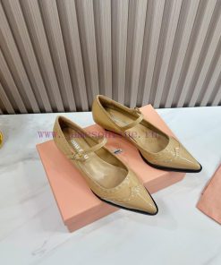 The 2024 new product MIU MIU has a brand new and super beautiful decoration combination, ful2hf92ibe
