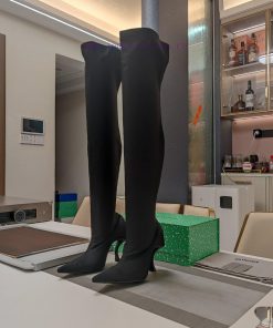 Balenciaga's new brand's flagship product in 2024 is the unique bow shaped high heel, with t5vkcdgtw