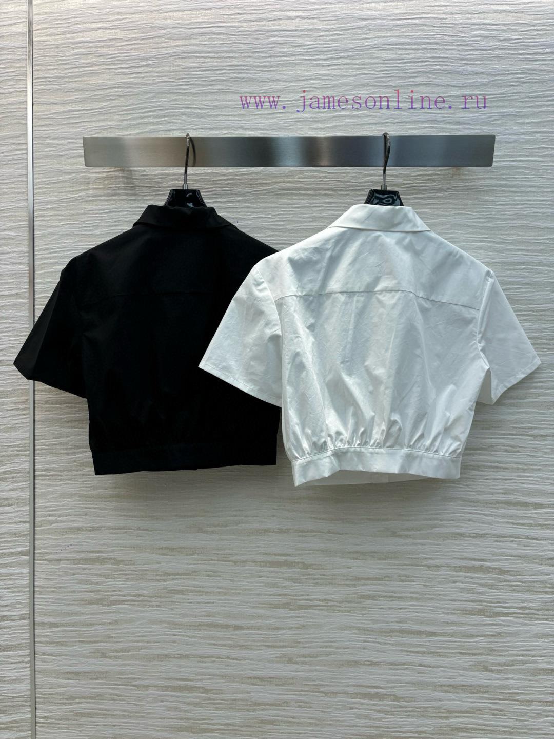 CC77558 Prada 25 Spring/Summer Logo Printed Pleated Short Shirt Paired With A Half Skirt A Cool fl49fqjk - Image 10