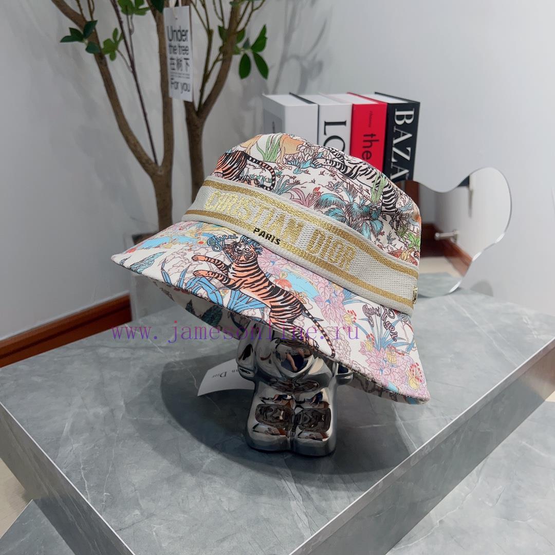 DIOR Dior 🧢 The official website has released a new version of the D family fisherman hat, d7142axy - Image 2