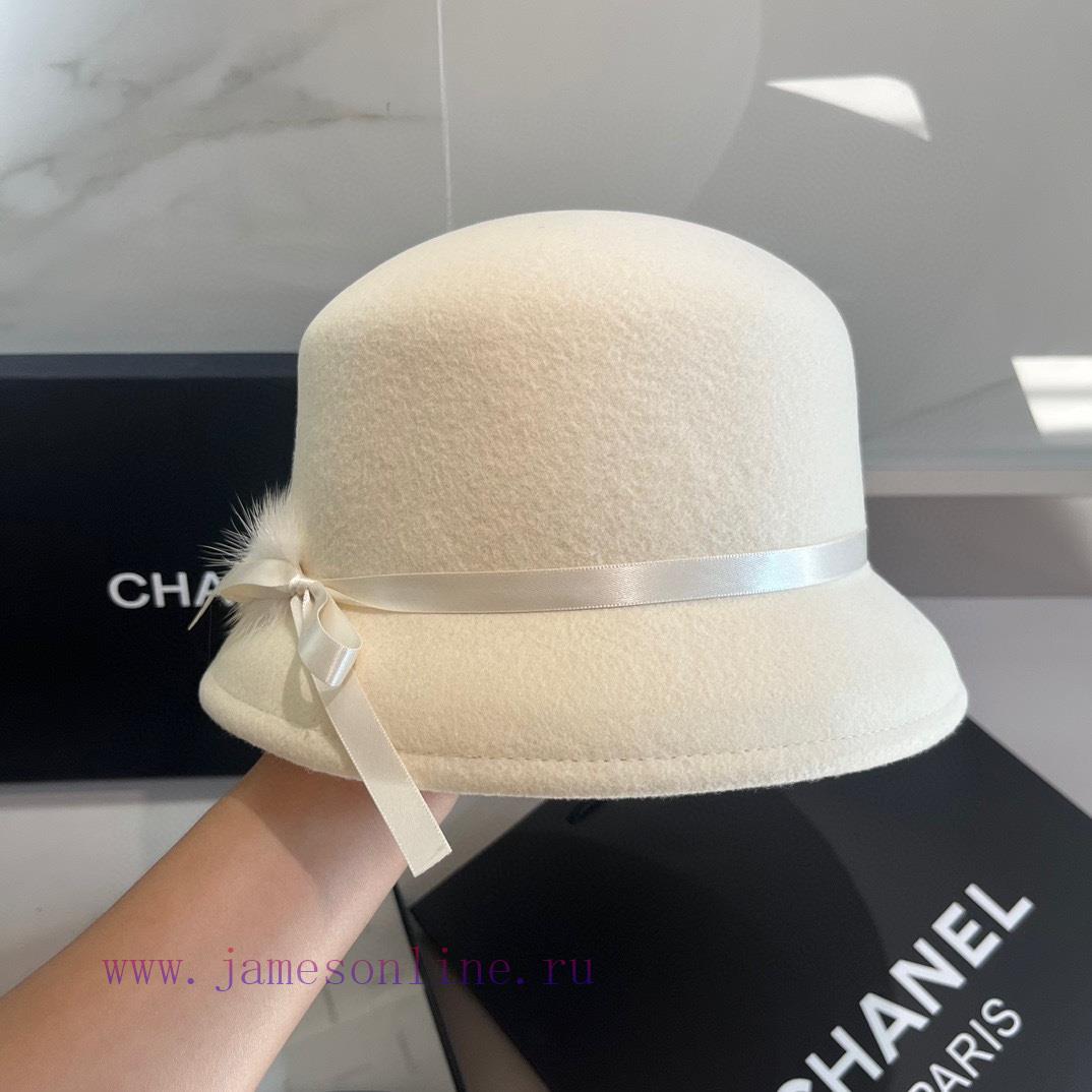 Miumiu autumn and winter new woolen hat, wool basin hat, 100% wool fabric, black and white cn1dvl4dk