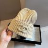 Chanel Knitted Wool Hatec2l8vy5