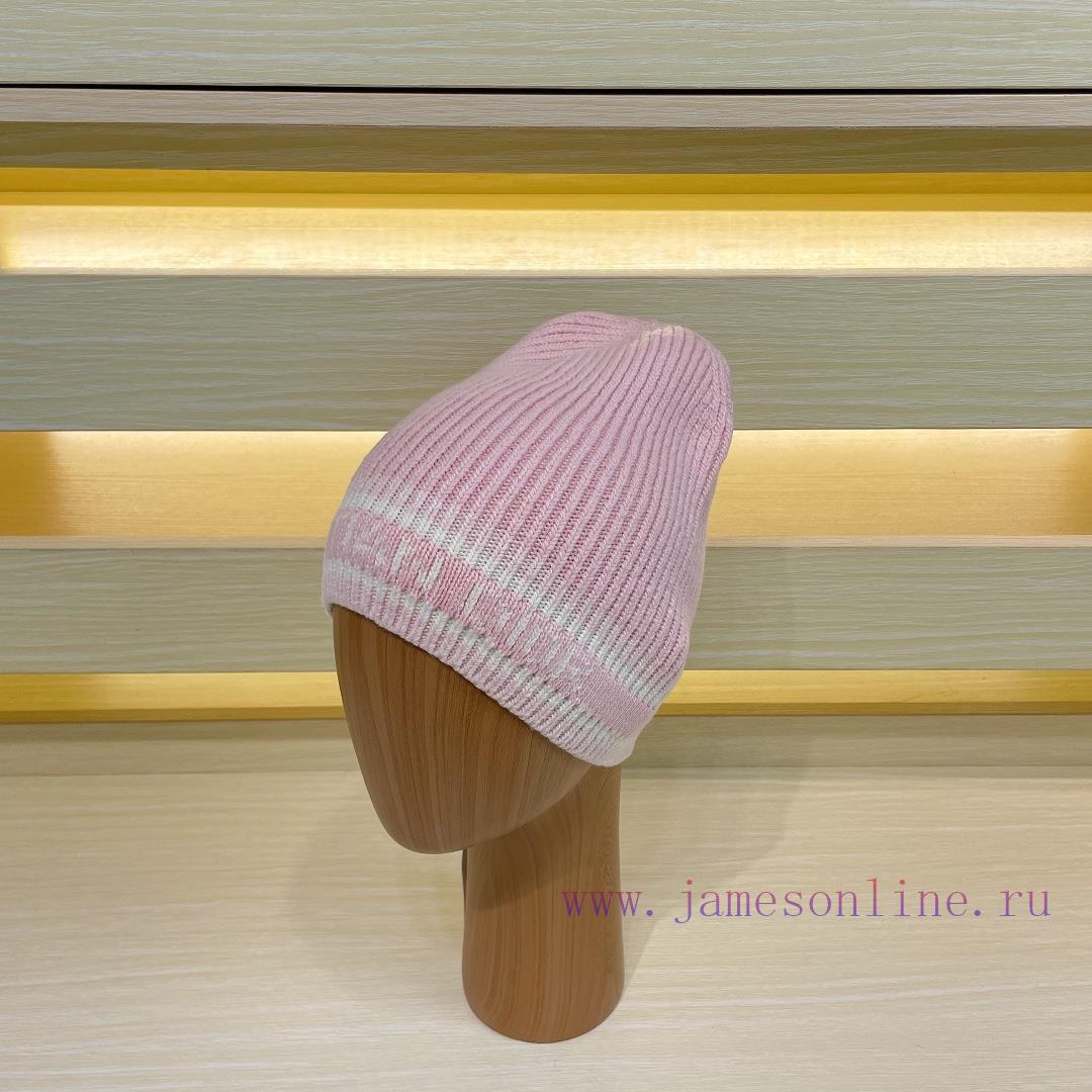 The latest wool knitted hat from Dior's official website is very soft and skin friendly, witct2z824f - Image 2
